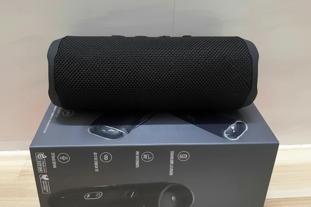 Portable Bluetooth Speaker Black – product image 2 | SeeMyMails Marketplace